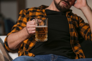 Пивной алкоголизм в Апрелевке